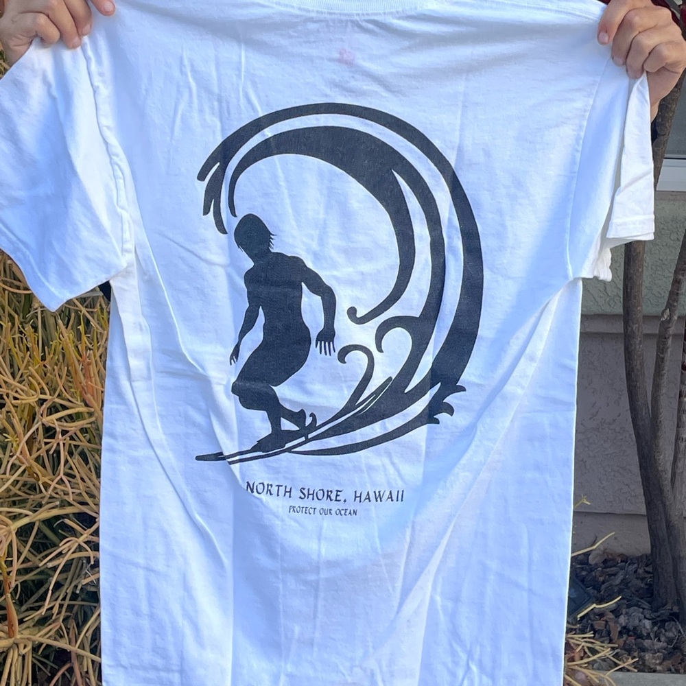 North Shore Hawaii White Graphic T-Shirt